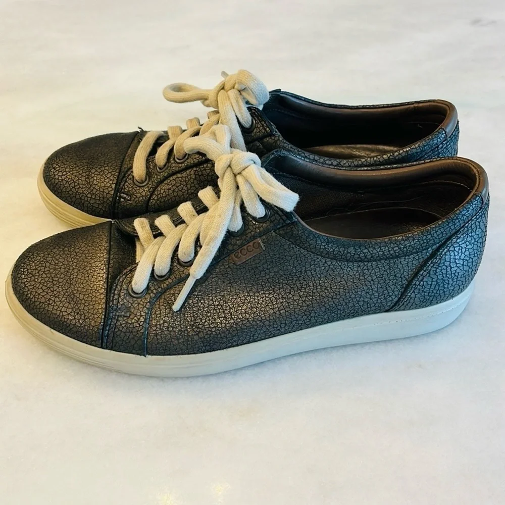 Ecco Women’s Soft 7 VII Sneaker Lace-Up Stone Metallic 38 EU 7.5 US